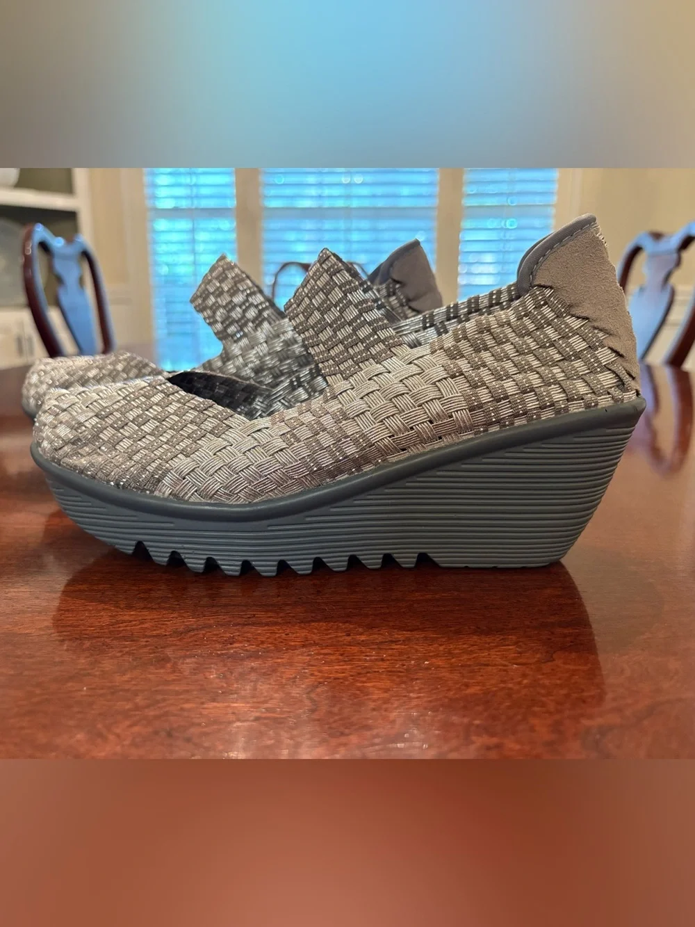 Bernie Mev Lulia Woven Wedges (Metallic Gray) Size 38, US 7.5/8